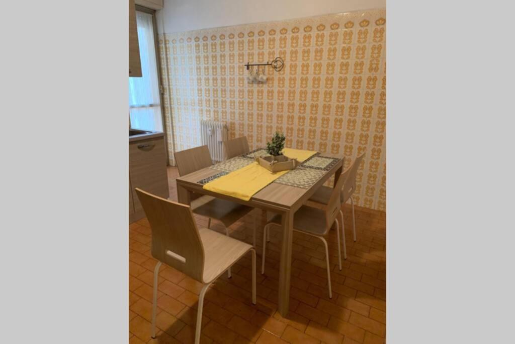 Lario Promenade: Family Friendly Apartment In Como Kültér fotó